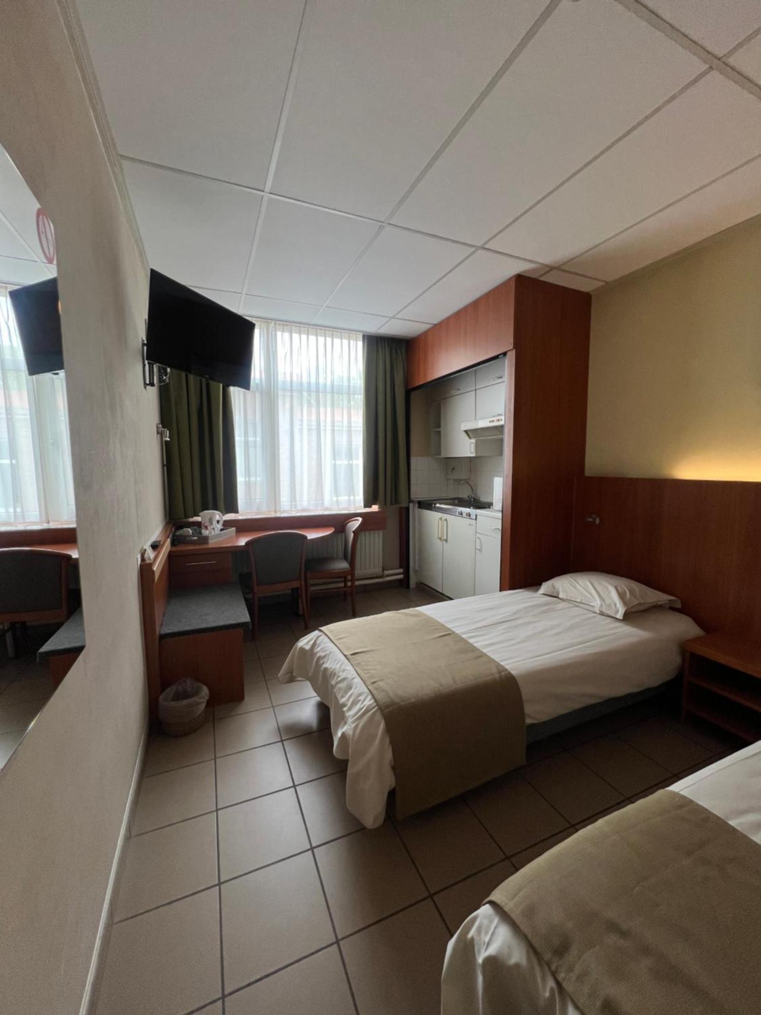גנק Hotel De Venne מראה חיצוני תמונה